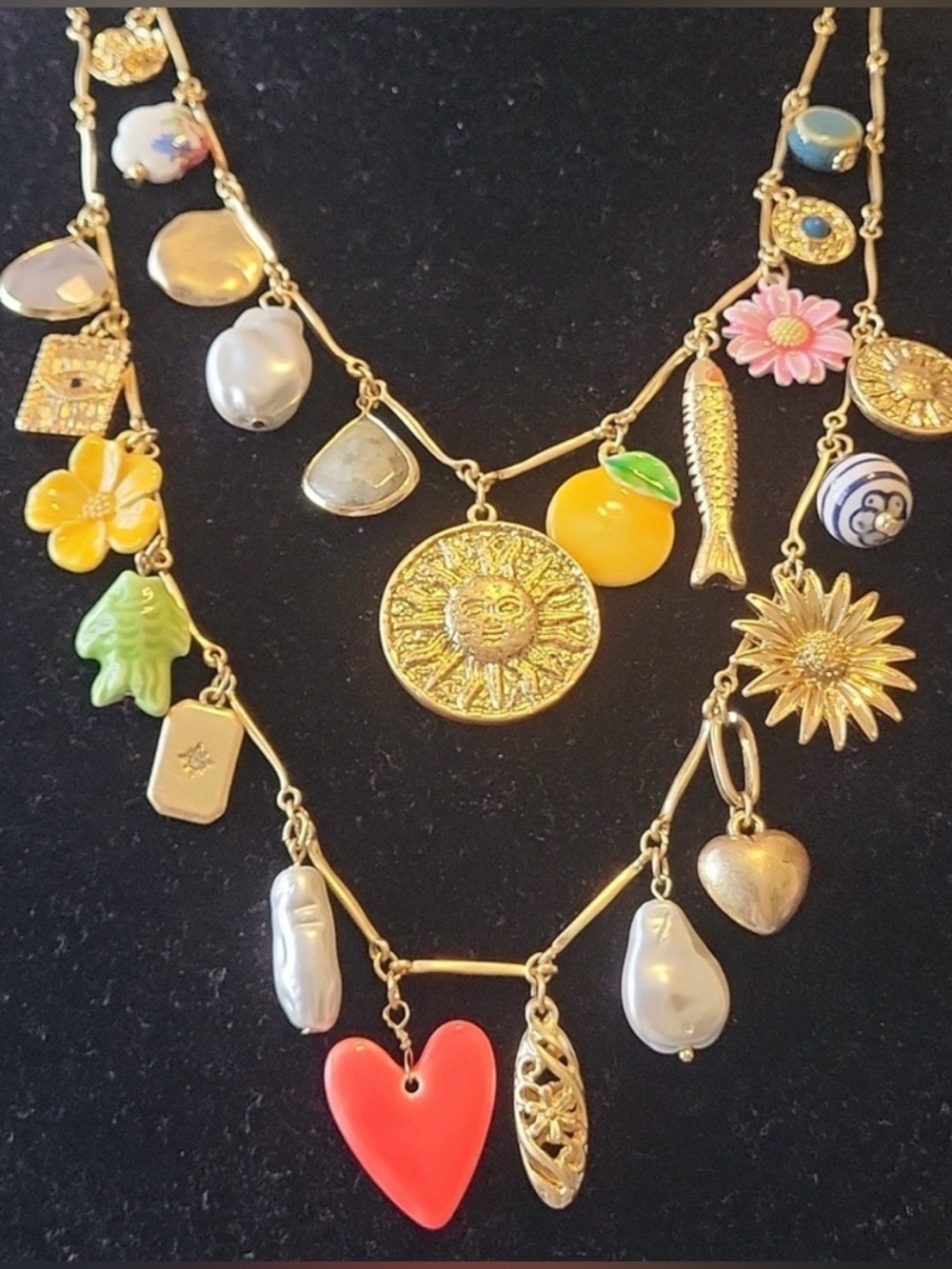 NWT ⚜️♥️⚜️ATTERRI Gorgeous Multi Charm Necklace - Picture 2 of 2